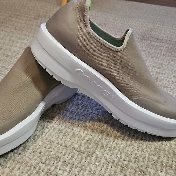 Womens OOFOS Oomega Eezee Nomad Slip On Sneakers NWT - Picture 7 of 7
